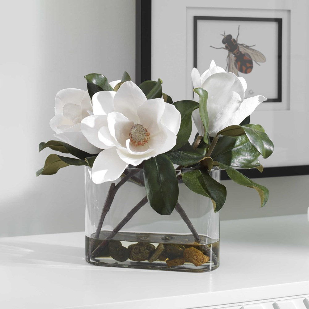 MIDDLETON MAGNOLIA CENTERPIECE