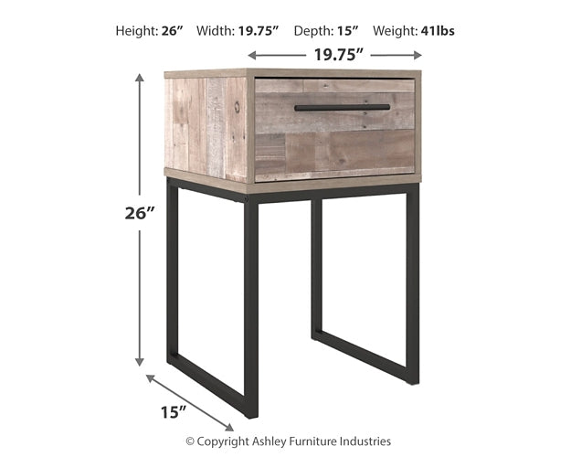 Neilsville Full Panel Headboard with Dresser, Chest and Nightstand