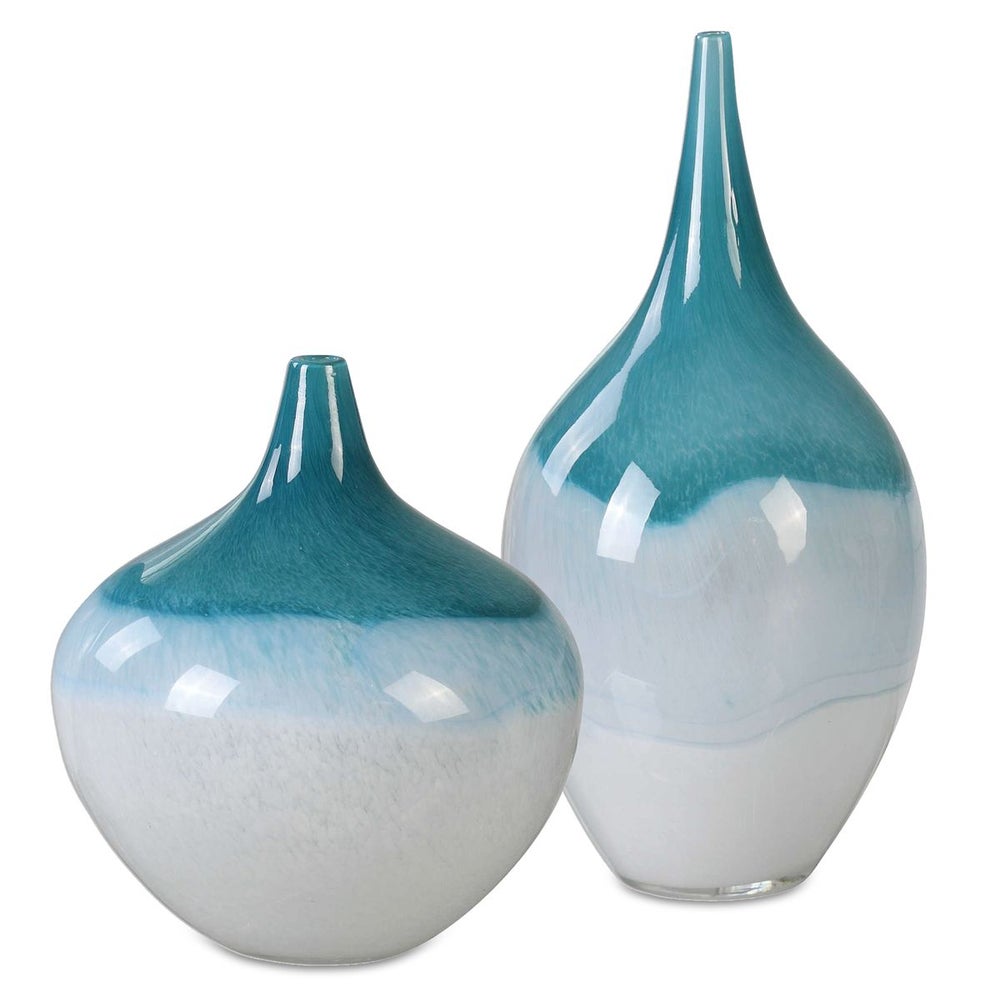 Carla Vases, S/2